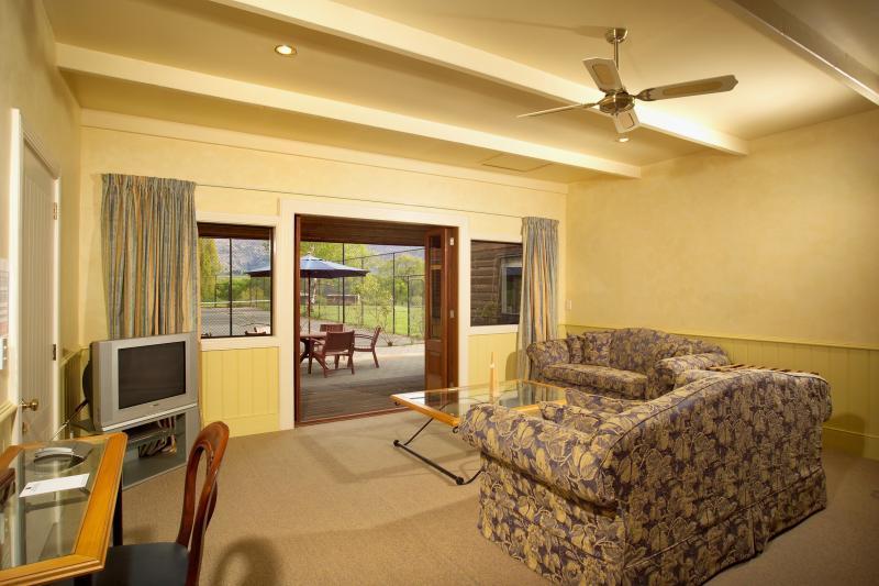 Manata Homestead & Lodge Queenstown Buitenkant foto