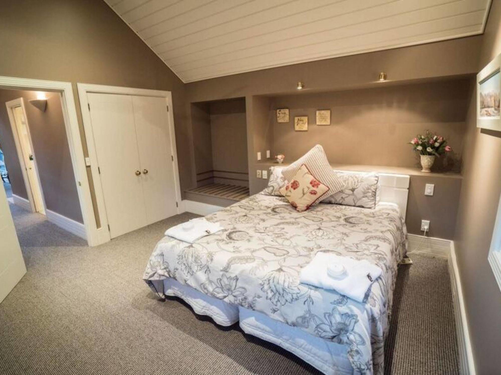 Manata Homestead & Lodge Queenstown Buitenkant foto