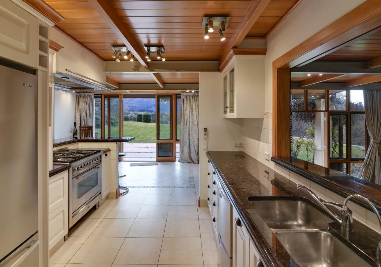 Manata Homestead & Lodge Queenstown Buitenkant foto